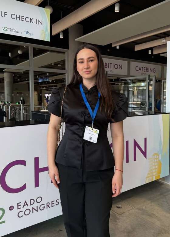 Yaroslava-Mariia Rishko at the 22nd EADO Congress registration area
